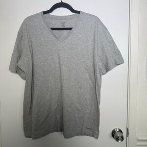 Calvin Klein Men's Gray V-Neck T-Shirt XL Logo Soft